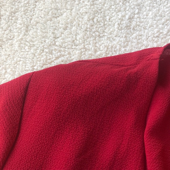 ✨Host Pick✨Lf Red Rumor Boutique Wrap top - Picture 5 of 5